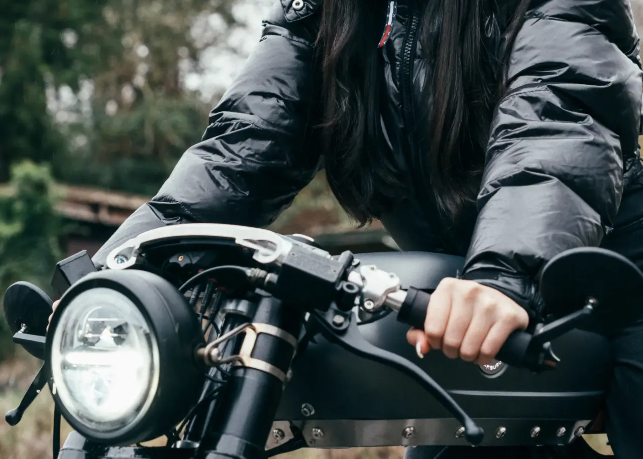 E-Motorrad mieten oder kaufen – Ratgeber zu Kosten, Optionen und Alternativen wie Metorbike